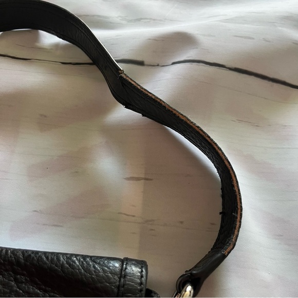 Black Genuine Leather Brooks Brothers Baguette Shoulder Bag with Several Pockets - Picture 9 of 16